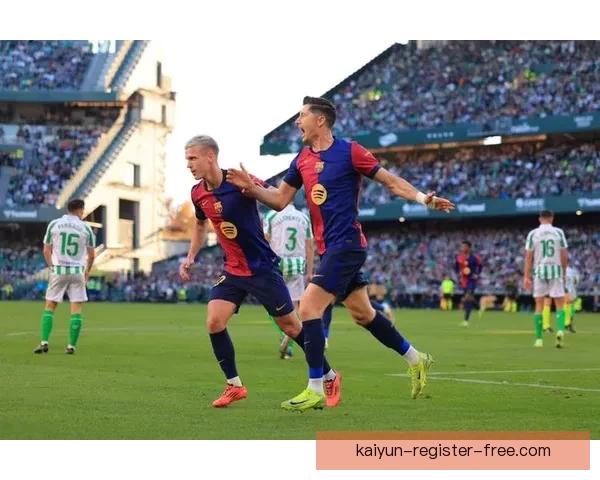 仅用109场莱万在弗里克麾下狂轰100粒联赛进球刷新效率纪录