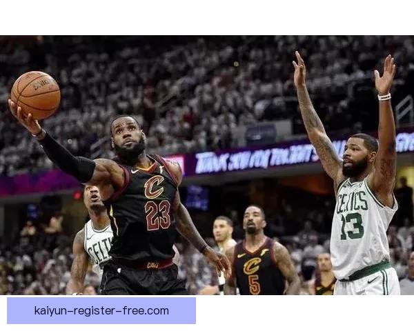 詹姆斯13周年经典回顾死亡隔扣特里与招牌庆祝动作